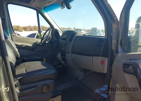 2013 Mercedes-Benz Sprinter 2500 Normal Roof из США, поврежденный, VIN WDZPE7CCXD5788809